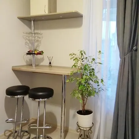 Comfortable Modern Апартаменты